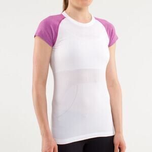 Lululemon Run: Swiftly Tech‎ Short Sleeve White / Ultra Violet Sz 4